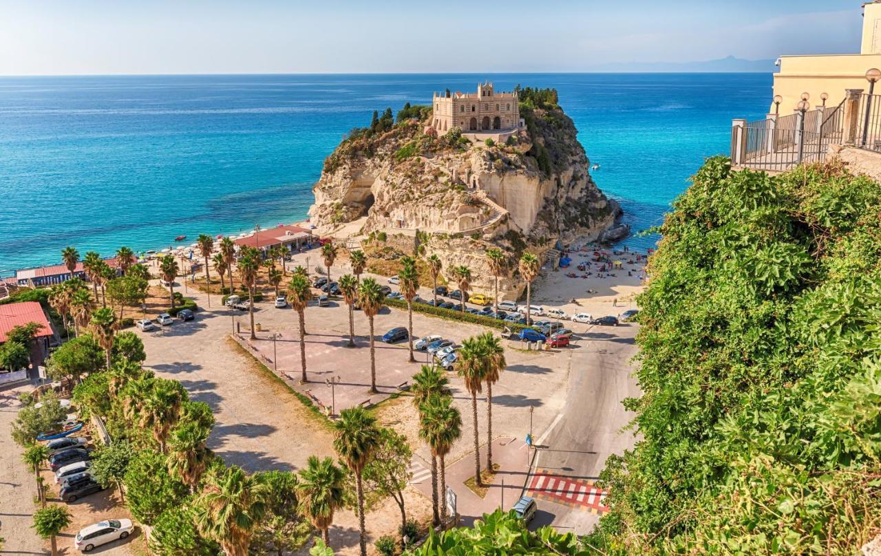Cichello Apartments Capo Vaticano Bagian luar foto