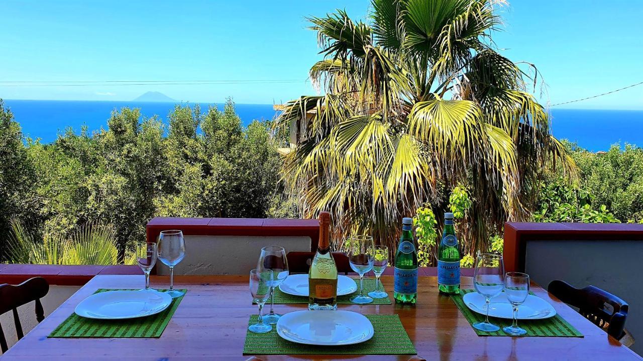 Cichello Apartments Capo Vaticano Bagian luar foto